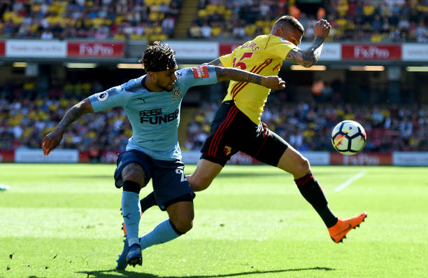 通过荷甲联 通过荷甲联