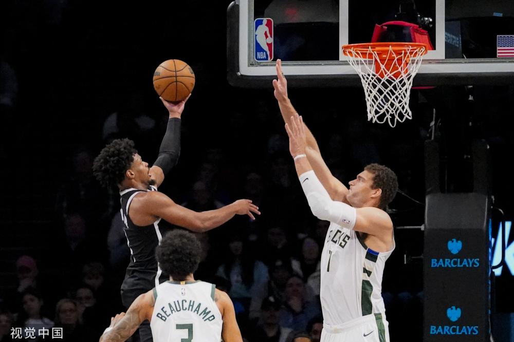 不少年轻的 不少年轻的